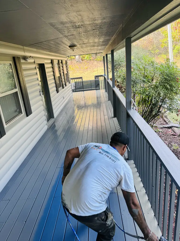 Step 04: we paint on a Master Painting LLC job in Knoxville, Tennessee