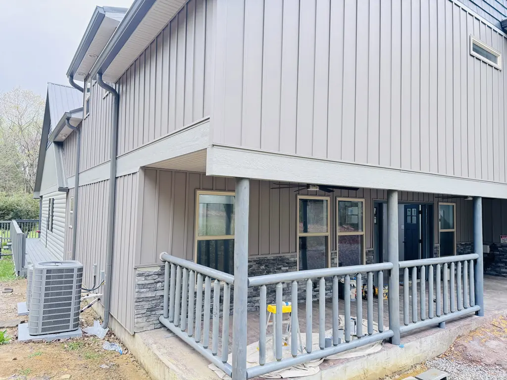 Porch railing painted gray